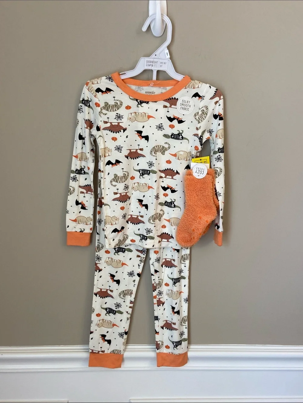 Goodnight Llama Kids Halloween Dinosaur Print Pajama 3 Piece Set 3T NWT